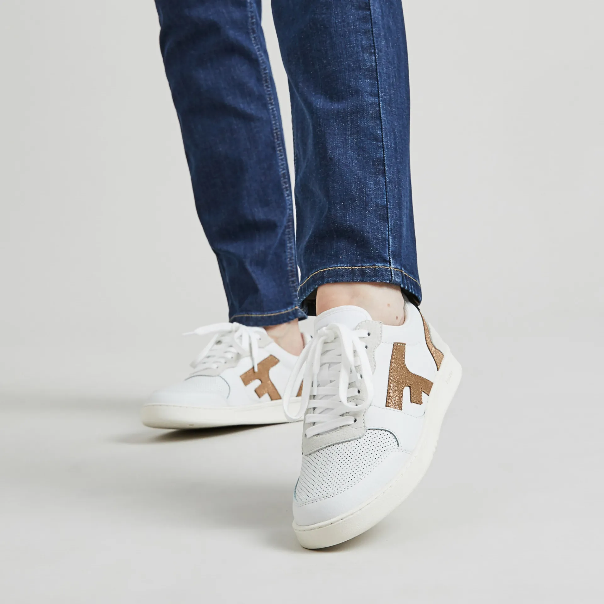 Les Hazel*FAGUO Baskets Blanche & Cuivre