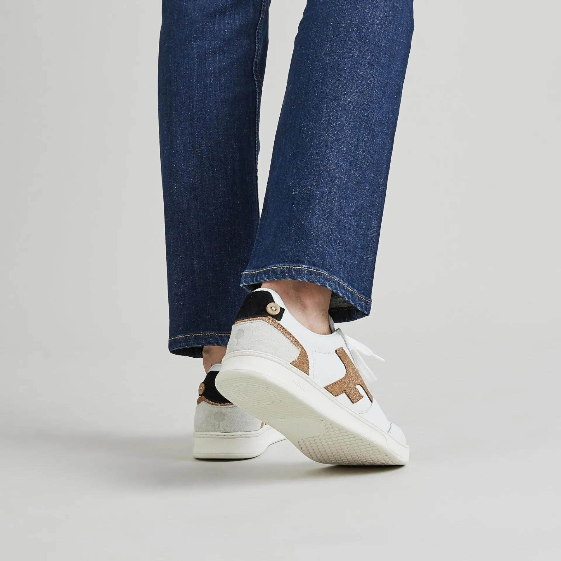 Les Hazel*FAGUO Baskets Blanche & Cuivre