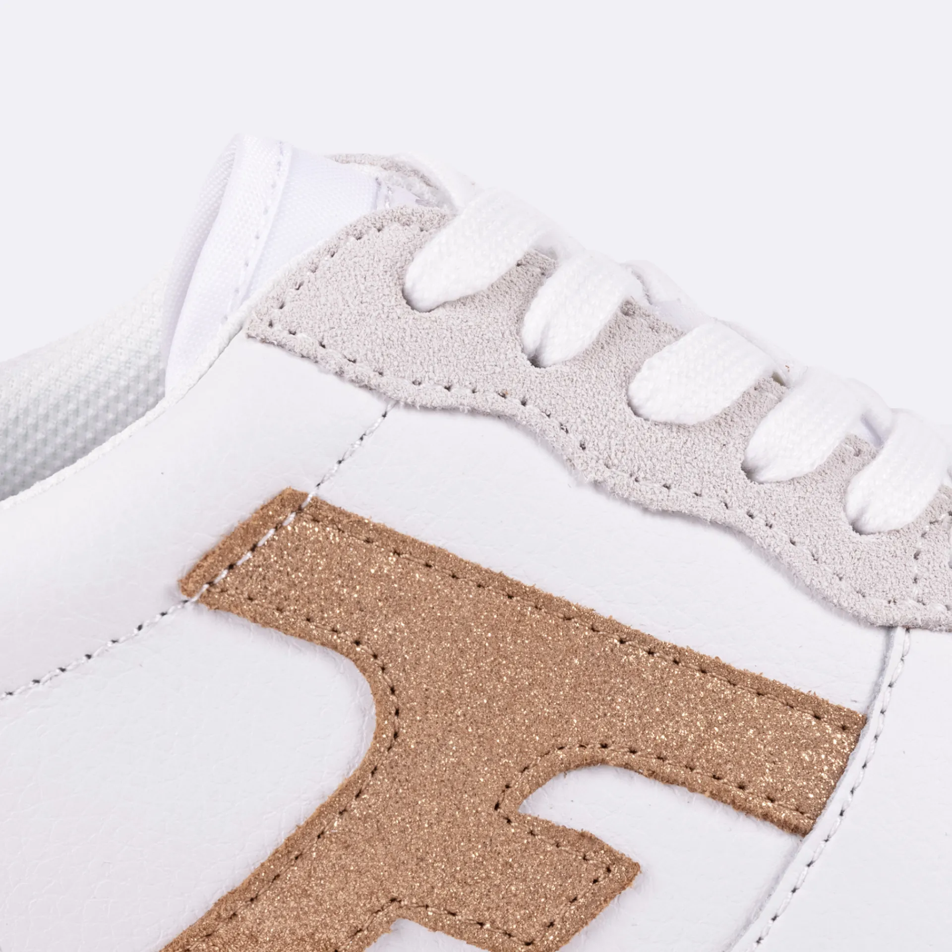 Les Hazel*FAGUO Baskets Blanche & Cuivre