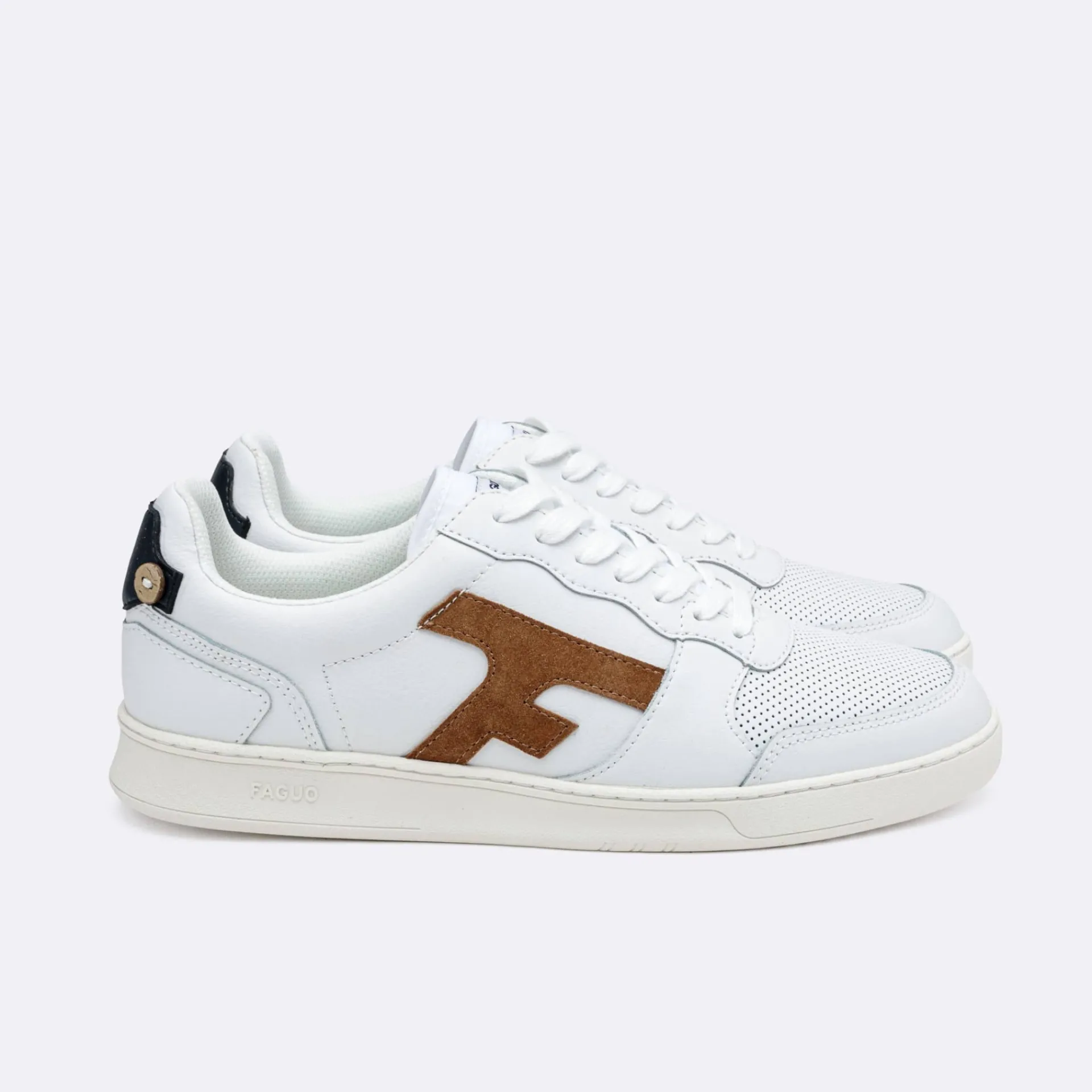 Les Hazel*FAGUO Baskets Blanche & Marron