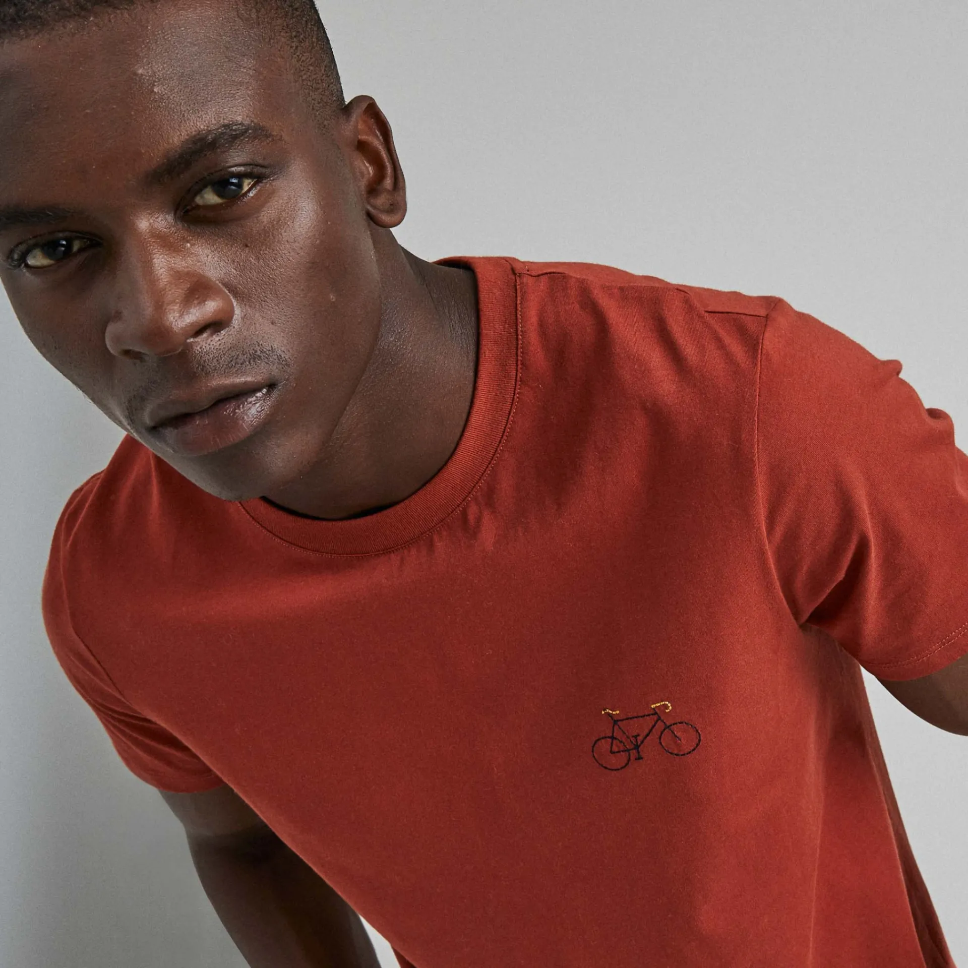 T-Shirts*FAGUO T-Shirt Col Rond Rouge